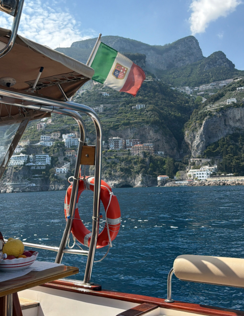 Boat tour along the Amalfi Coast - Tours guide in Italy