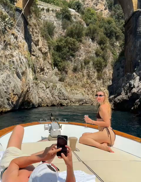 Boat tour along the Amalfi Coast - Tours guide in Italy