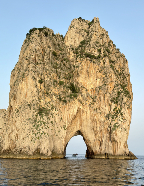 Capri by boat - Tours guide in Italy