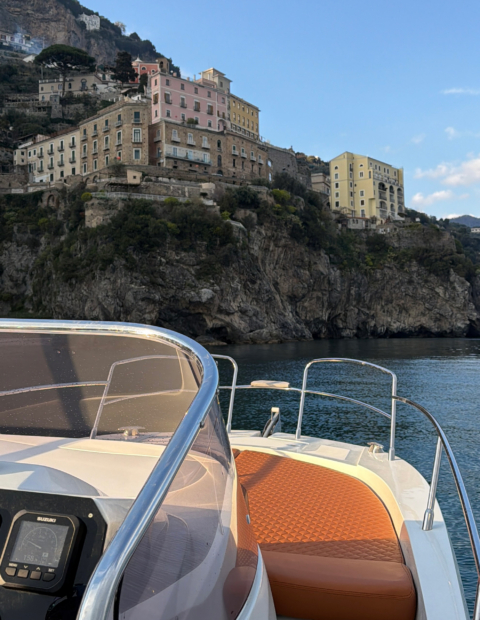 Boat and yacht booking - Tours guide in Italy