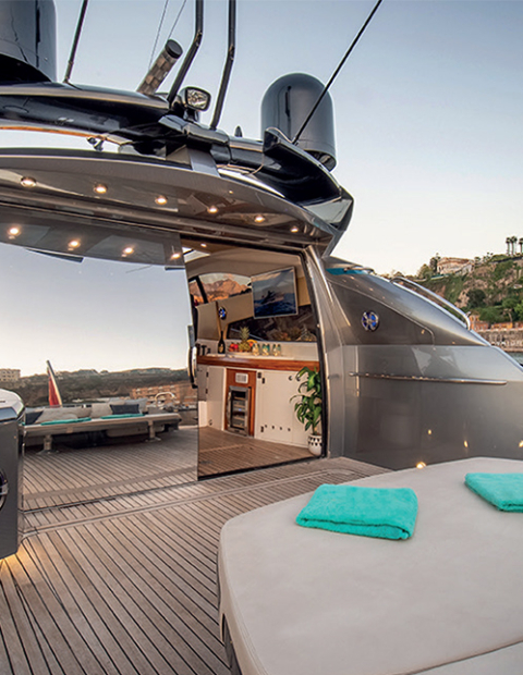 Boat and yacht booking - Tours guide in Italy